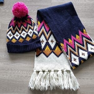 Old Navy Fair isle Knit Hat and Scarf Set